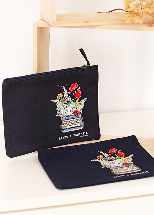 Pouch, kleine Tasche, Schreibmaschine